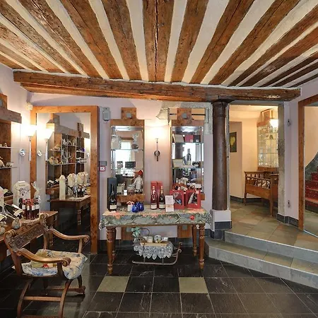 L'ermitage De Bernard Ravet Vufflens-le-Château
