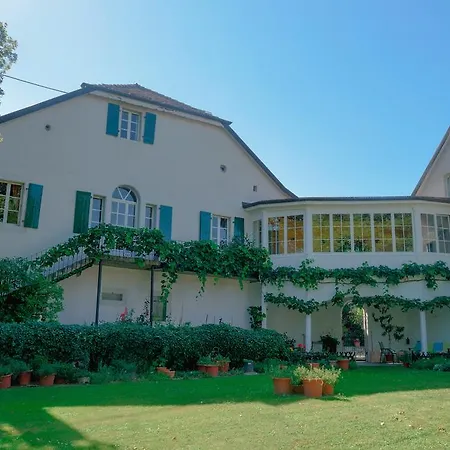 Hotel L'ermitage De Bernard Ravet 3*