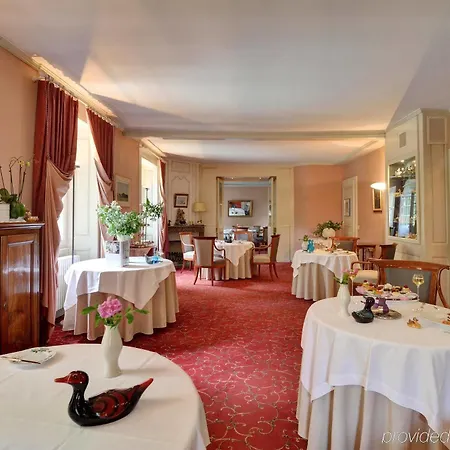 L'ermitage De Bernard Ravet