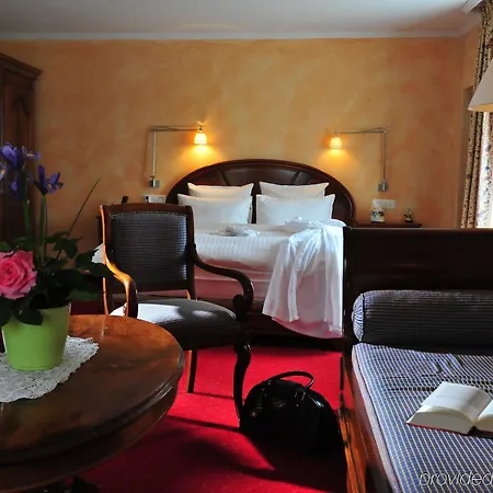 L'ermitage De Bernard Ravet Otel